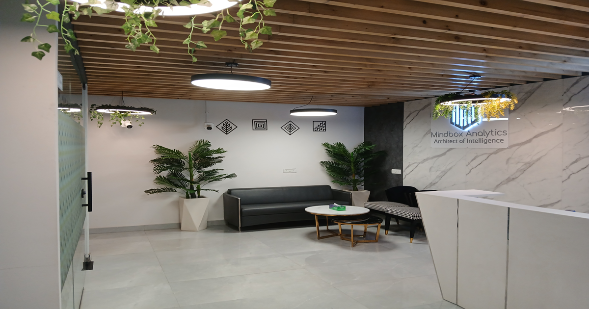 Top Reasons to Hire Local Interior Designers in Gurgaon Over a Freelancer