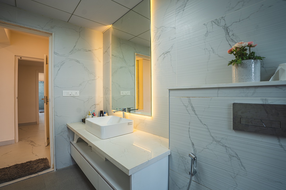 Washroom_ 1 AV