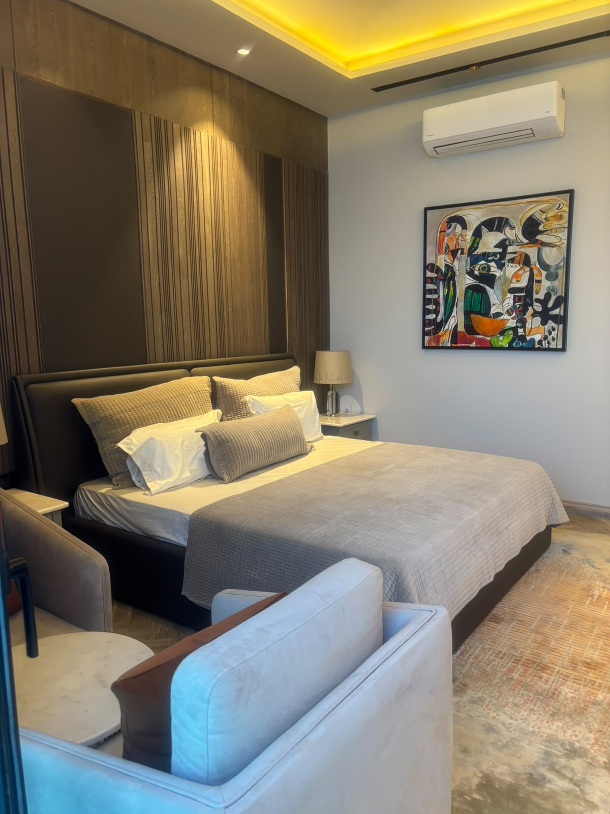 Bedroom_1